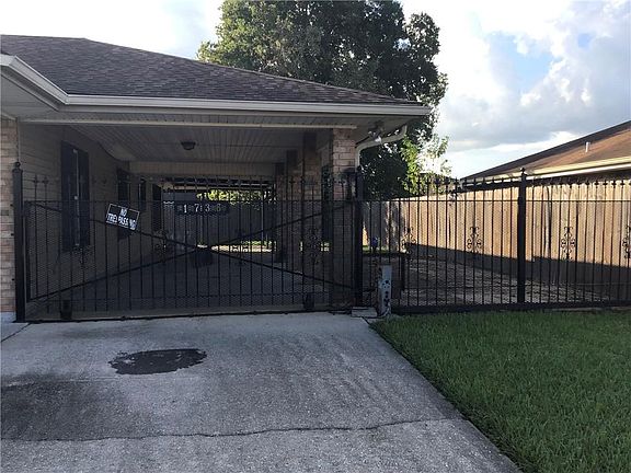 3rd image of 1736 Wellington Dr