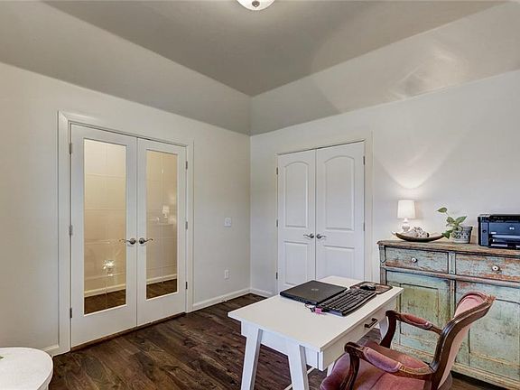 4th image of 8409 NW 141st Cir