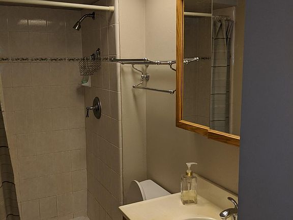 3rd image of 683 Harvard Ave #683