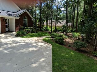 8243 Hunters Ridge Trl, Tallahassee, FL 32312