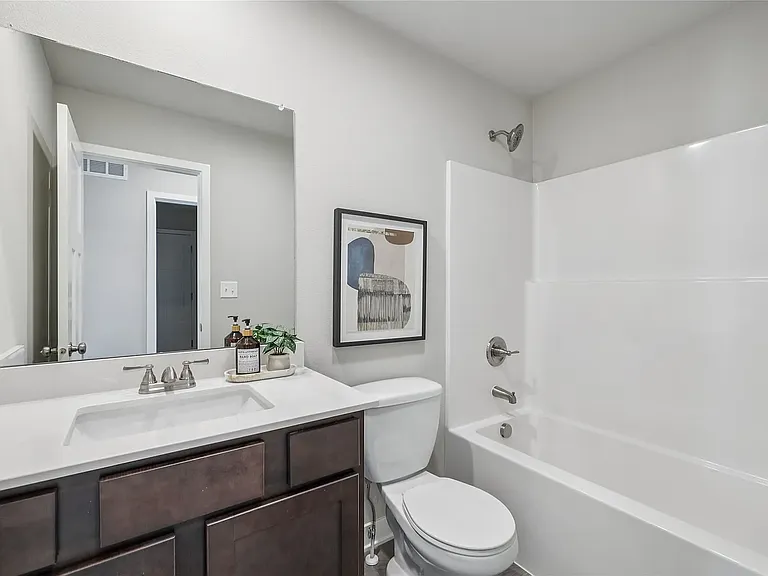 445 Napoli Ave — Photo 10