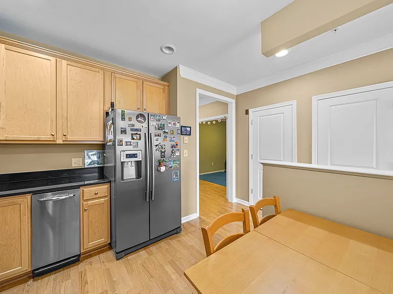 204 Clocktower Dr #304 — Photo 2