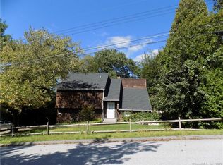 18 Hemlock Rd, Torrington, CT 06790
