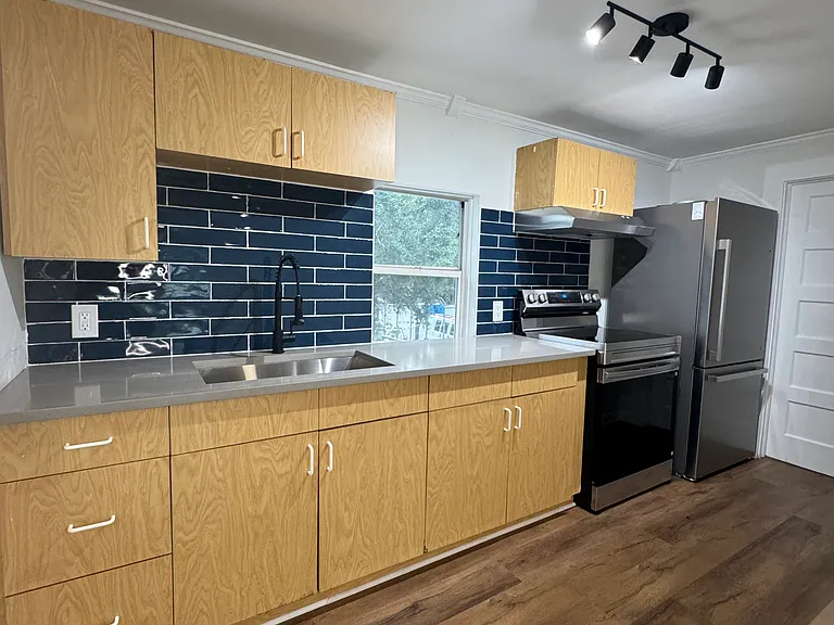 6809 N Blvd #B — Photo 6