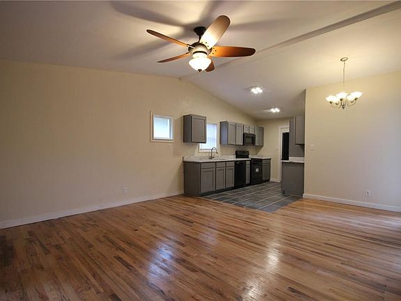 4th image of 1619 Glenvalley Dr