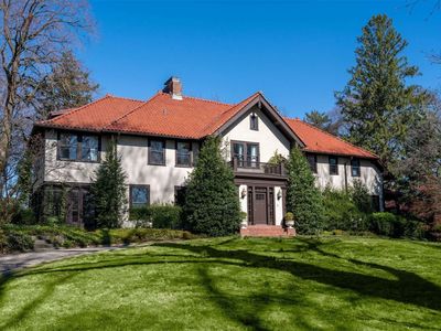 31 Elm Sea Ln, Manhasset, NY, 11030