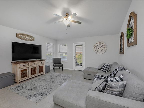 5th image of 13806 Rosebud Isle Dr