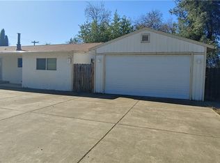 3591 Country Club Dr, Lucerne, CA 95458