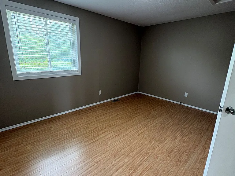 104 Valley Stream Dr #6 — Photo 17