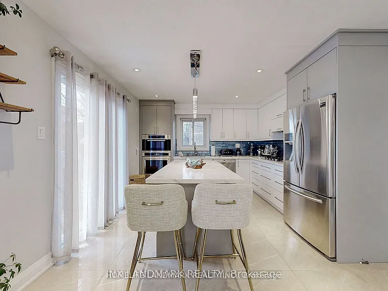 37 Justus Dr — Photo 16