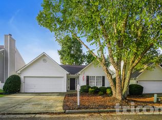 172 Greystone Cir, Hiram, GA 30141