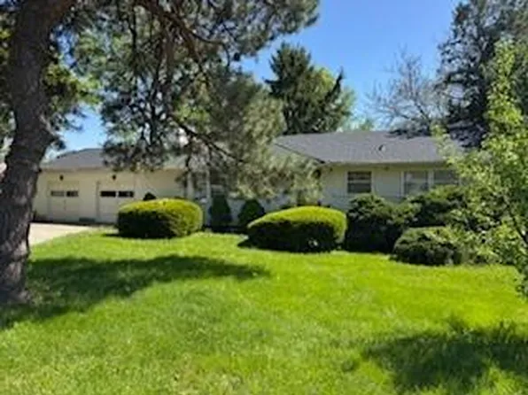 4737 Gibbs Rd, Kansas City, KS 66106