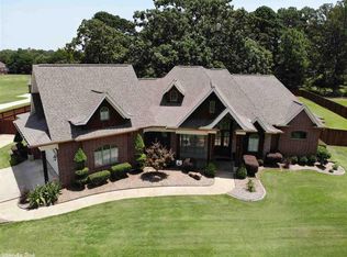 7 Lazy Ln, Texarkana, TX 75503