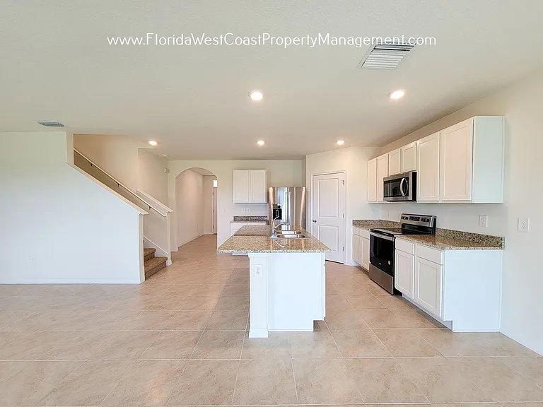 17213 Harvest Moon Way — Photo 5