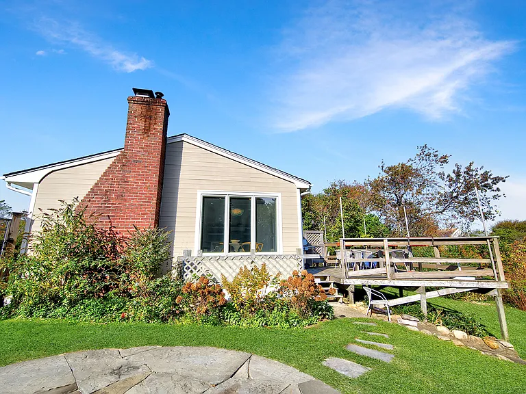 57A S Fairview Ave — Photo 2
