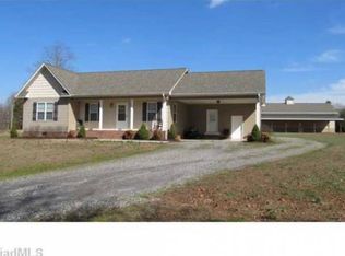 323 Campground Rd, Statesville, NC 28625