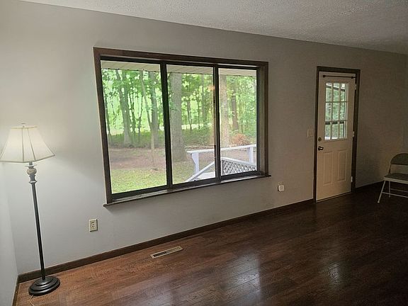 5th image of 14050 Dunn Rd