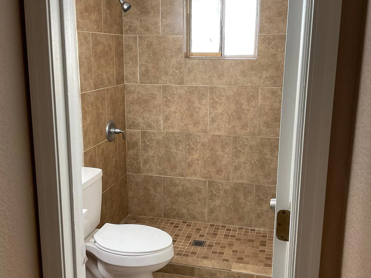 2 bed, 648 sqft, $975 — Photo 2