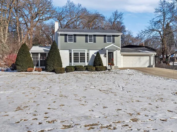 3617 Larchwood Dr, Minnetonka, MN 55345