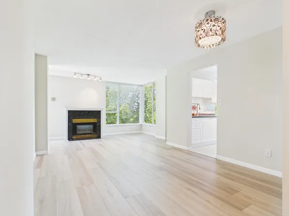 7077 Beresford St #601, Burnaby, BC V5E 4J5