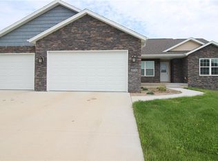 2918 Kinsale Dr, Marion, IA 52302