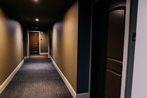 2nd image of 1021 W Johnson St #1203