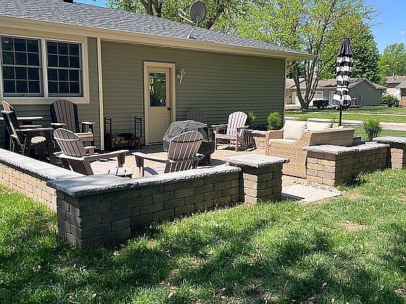 Stone patio added in 2023