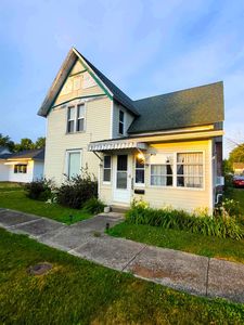 325 N Jefferson St, Brook, IN, 47922