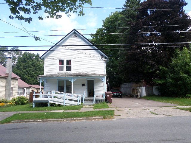 1st image of 62 Rockland St