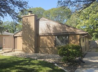 18604 Lyn Ct, Homewood, IL 60430