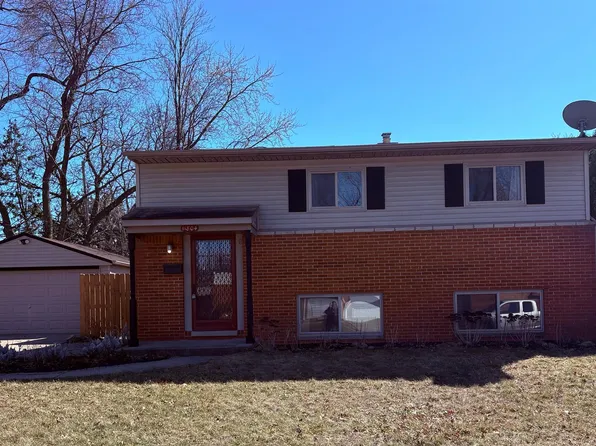 11804 Chattman Dr, Sterling Heights, MI 48313