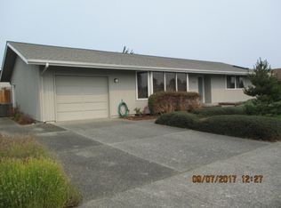 922 E Spruce St, Sequim, WA 98382