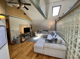 63 Whitfield St #A, Guilford, CT 06437