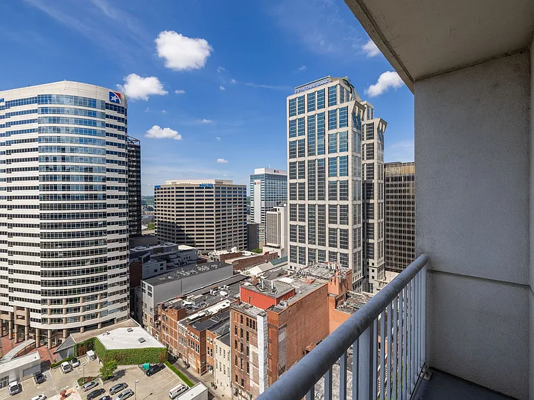555 Church St #2300 — Photo 32