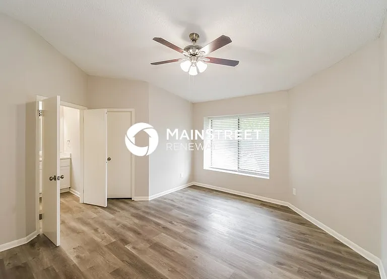 7848 Hunters Lake Cir S — Photo 8