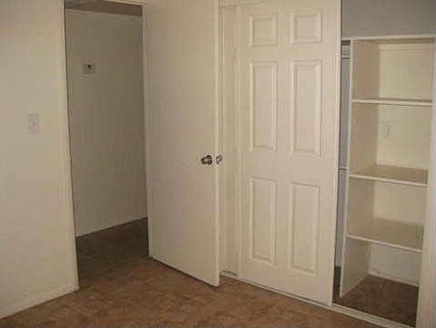 4th image of 1620 N 49th Ave