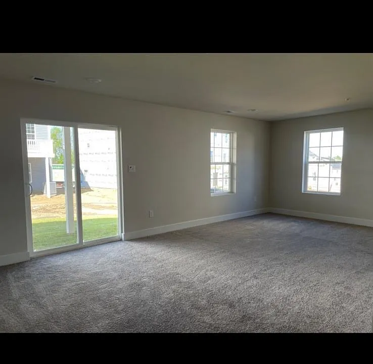 1842 Ritter Dr