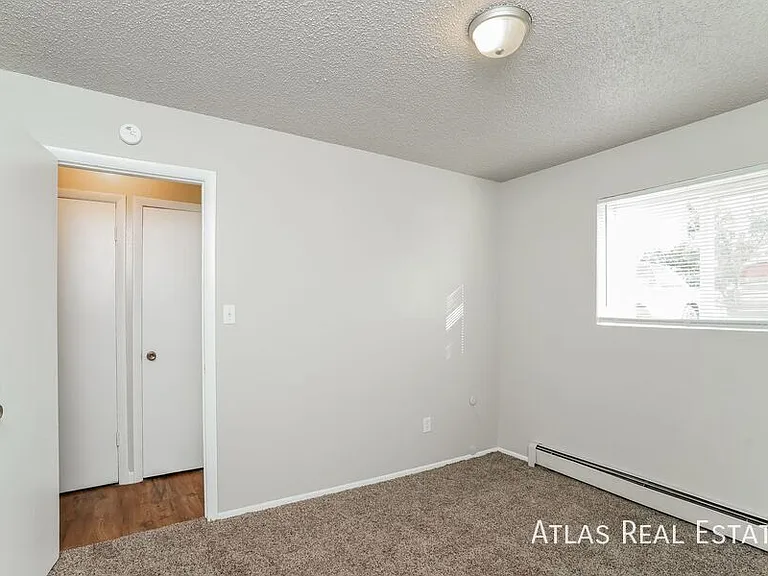1931 Henderson Ave #2 — Photo 5