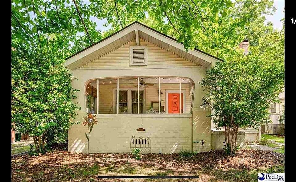 1st image of 313 Parkview Cir