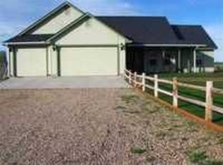 4466 Hogg Rd, Homedale, ID 83628