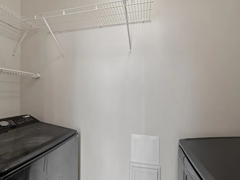1713 Kudrow Ln #1 — Photo 22