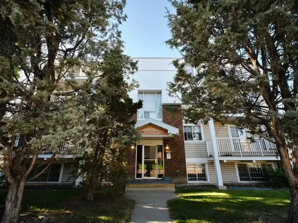 8314 110th Ave NW #402, Edmonton, AB T5H 3Z6