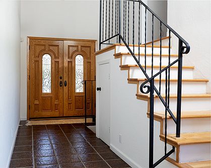 3rd image of 607 Isbel Dr