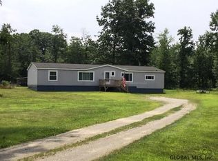 45 Youngs Rd, Buskirk, NY 12028