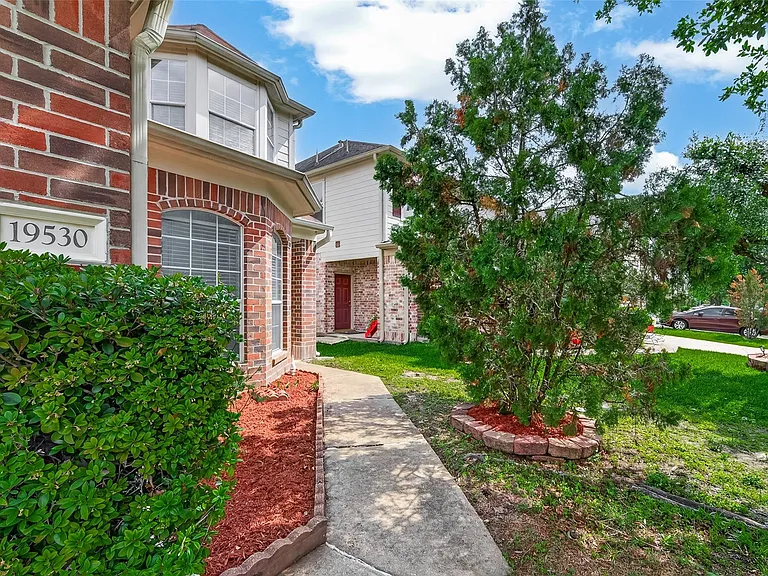 19530 Harvest Stream Way — Photo 5
