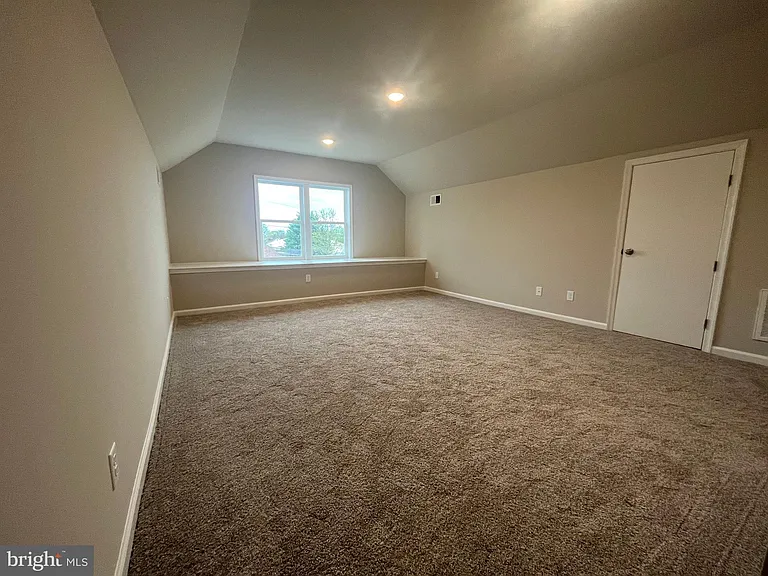 300 Harrison Ave — Photo 19