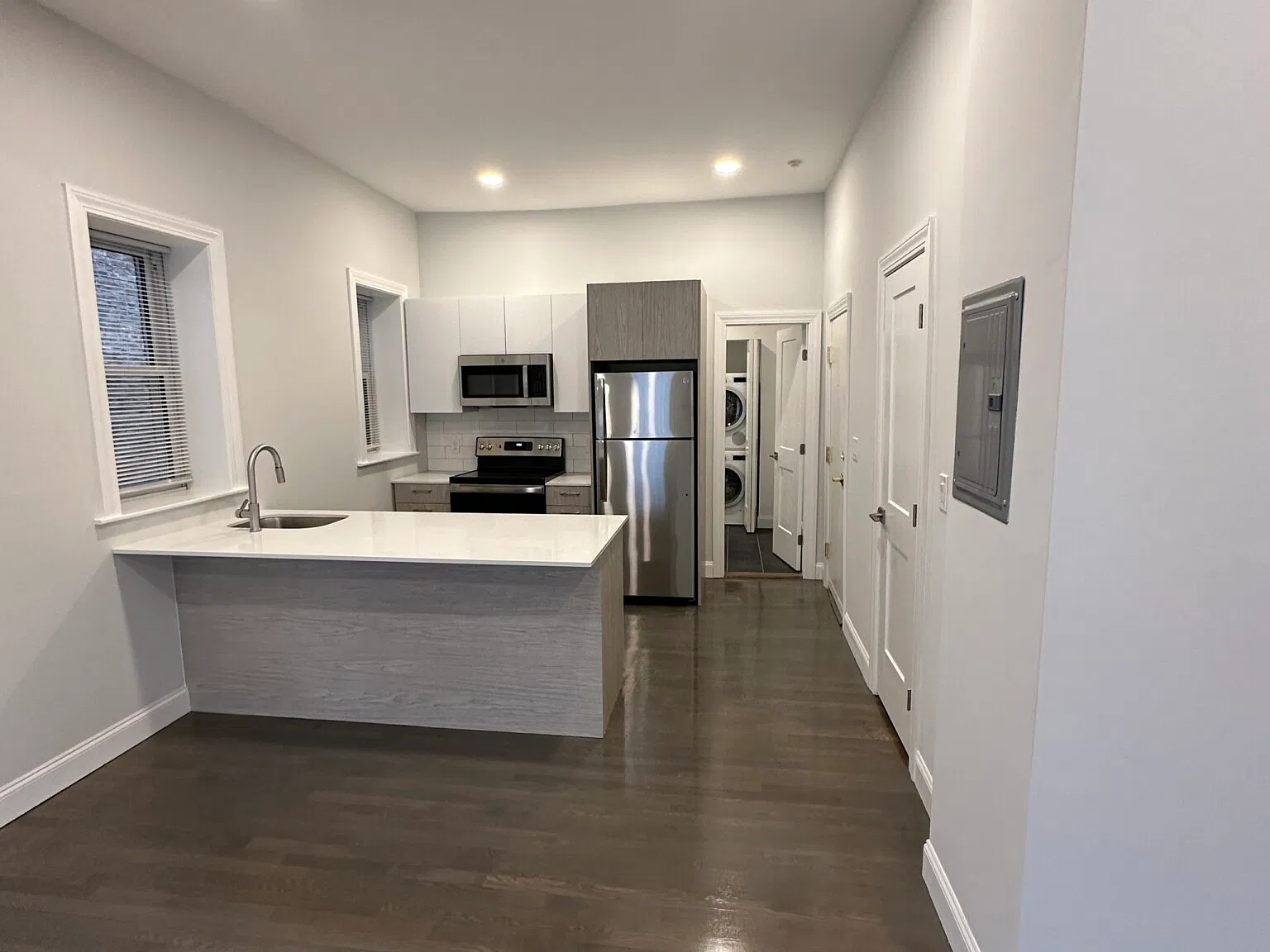 1 bed, 999 sqft, $2,700 — Photo 4