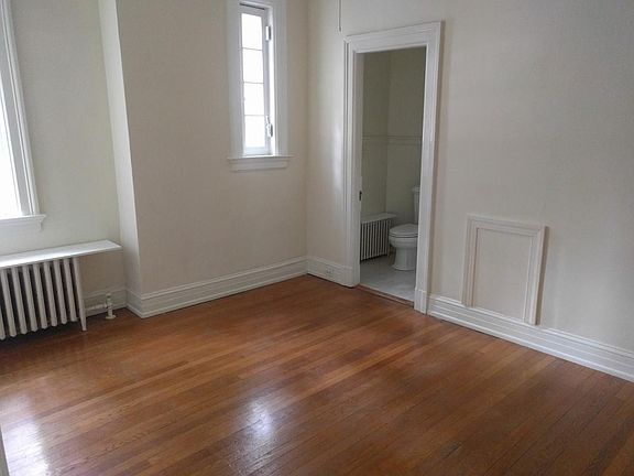 5th image of 1535 West Ave APT 4