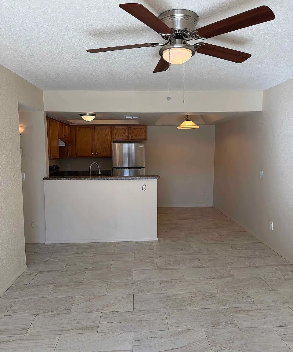 1720 E Thunderbird Rd — Photo 4
