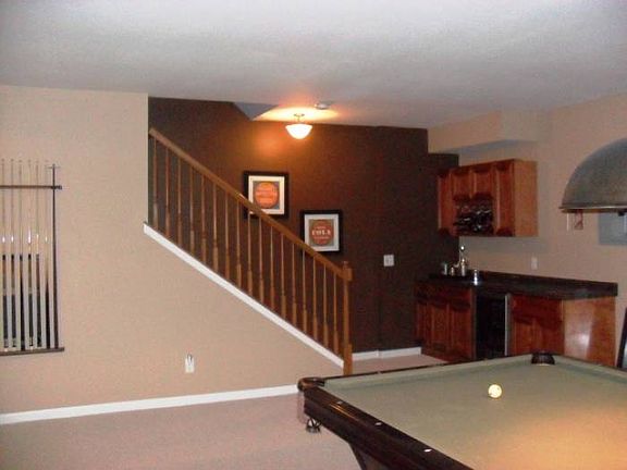 Billiard area